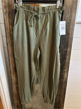 Stitch & Pine Olive Paperbag Jogger Pants Rayon Linen Drawstring Size M NWT